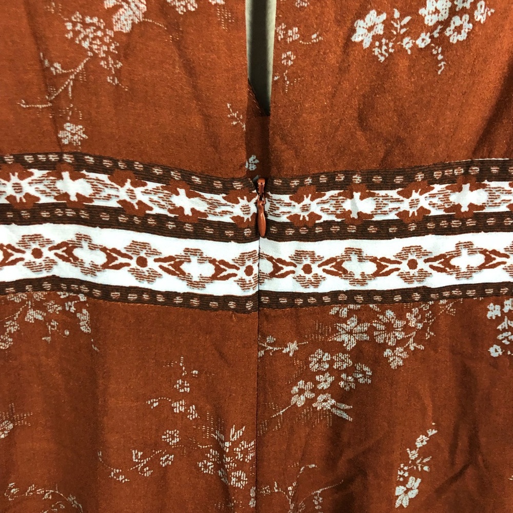Urban Outfitters Ecote Plunge Romper Brown Floral - Picture 8 of 8